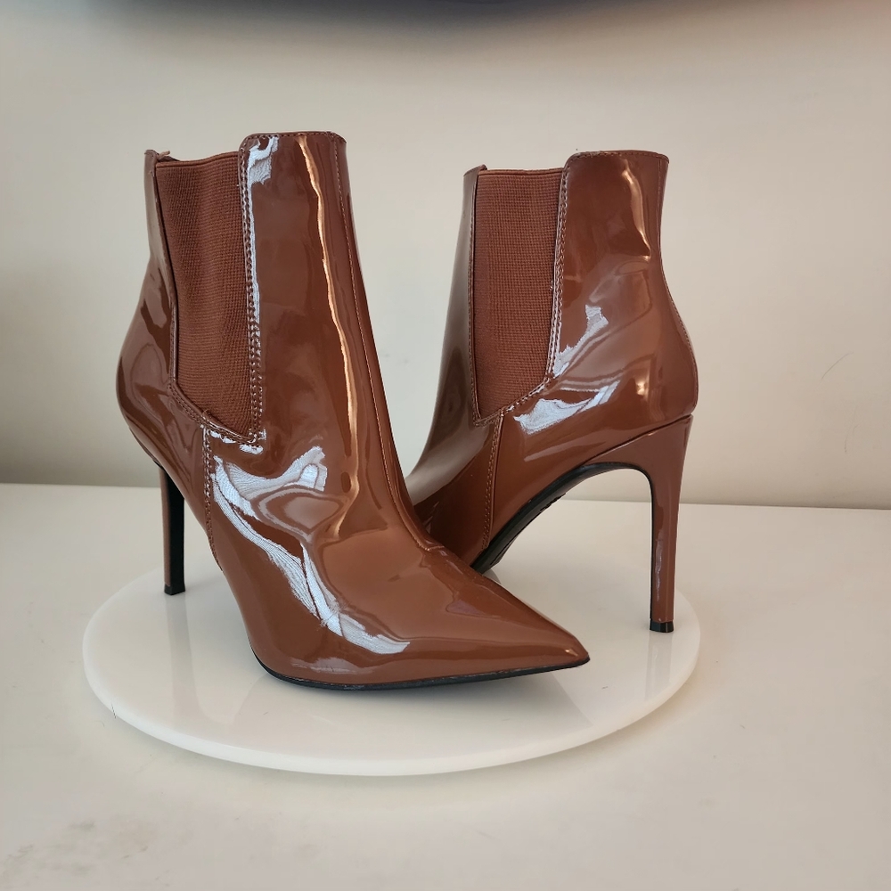 🔥I.N.C. Brown Faux Patent Leather Stiletto Booties 